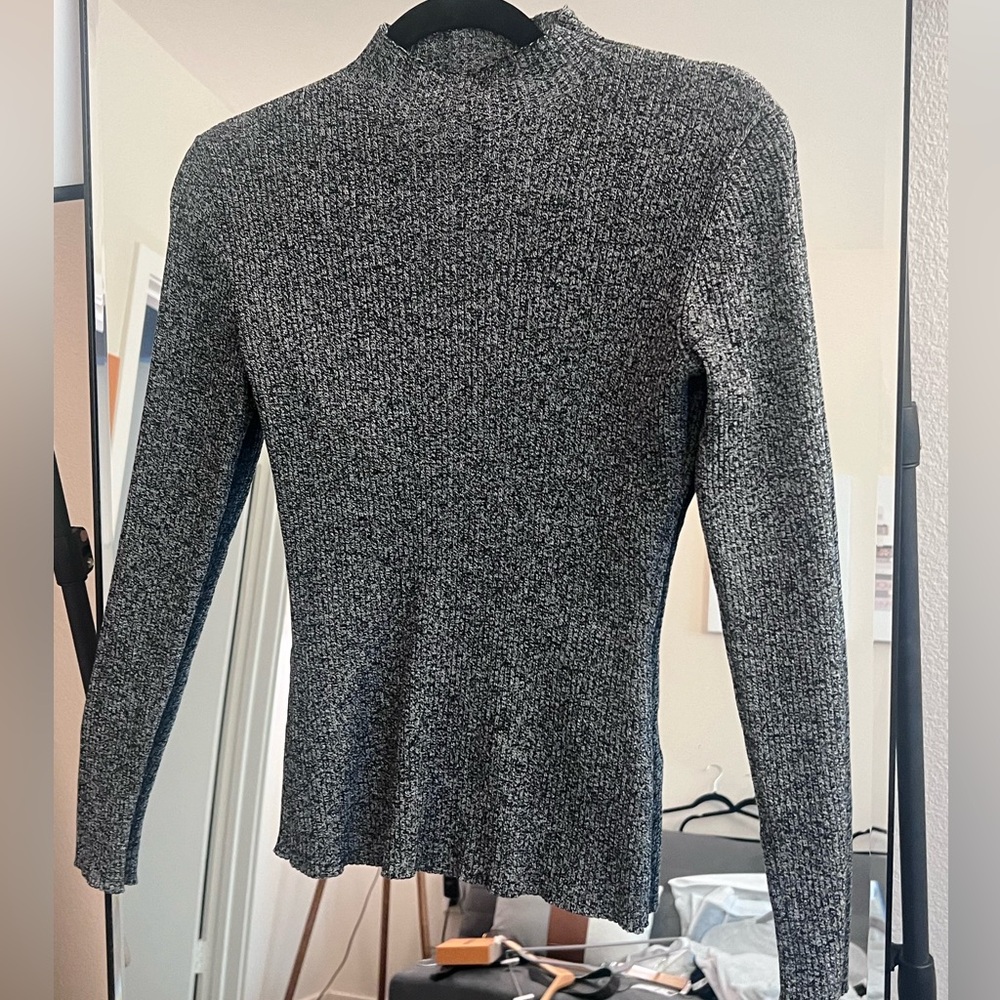 H&M Sold out fitted sweater NWOT